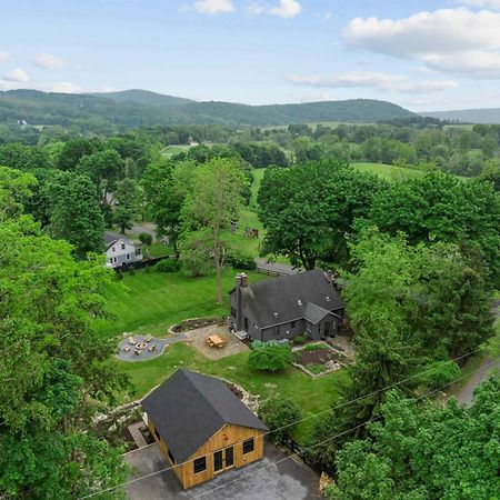 Renovated Historic Cottage By Summer Pine Plains Exterior foto